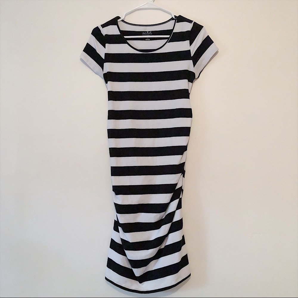 Maternity dress small